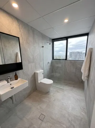 2 Bedroom Apartment BATHROOM 3