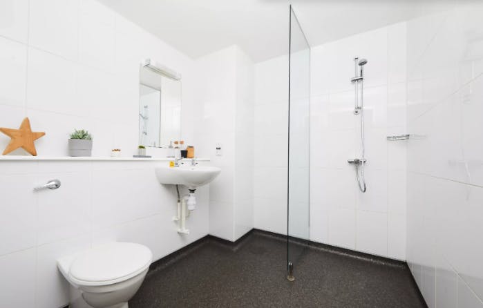Standard Plus Ensuite Room