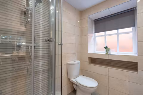 studio-1-a-jesmond-view-newcastle-BATHROOM