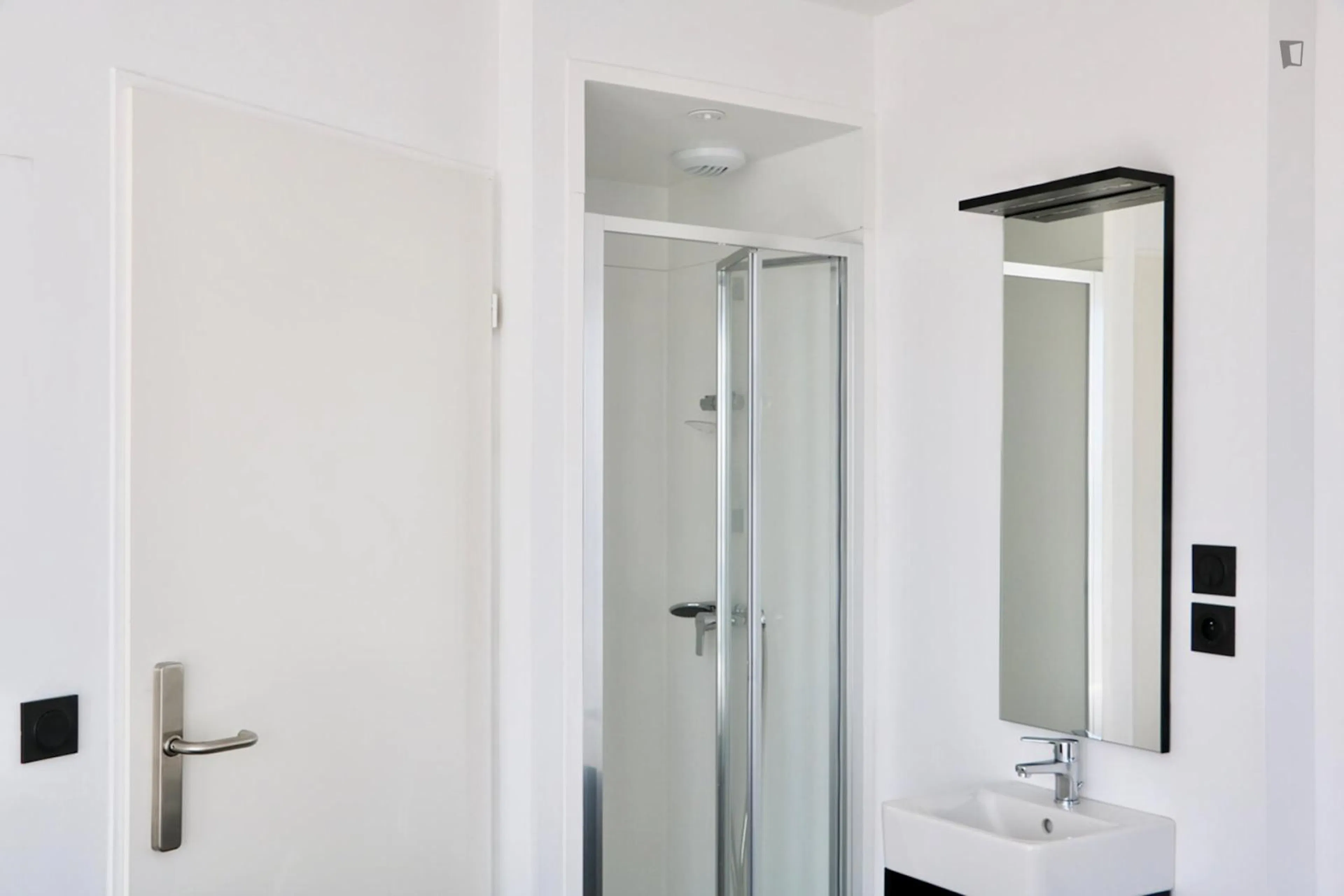 BATHROOM BATHROOM 2