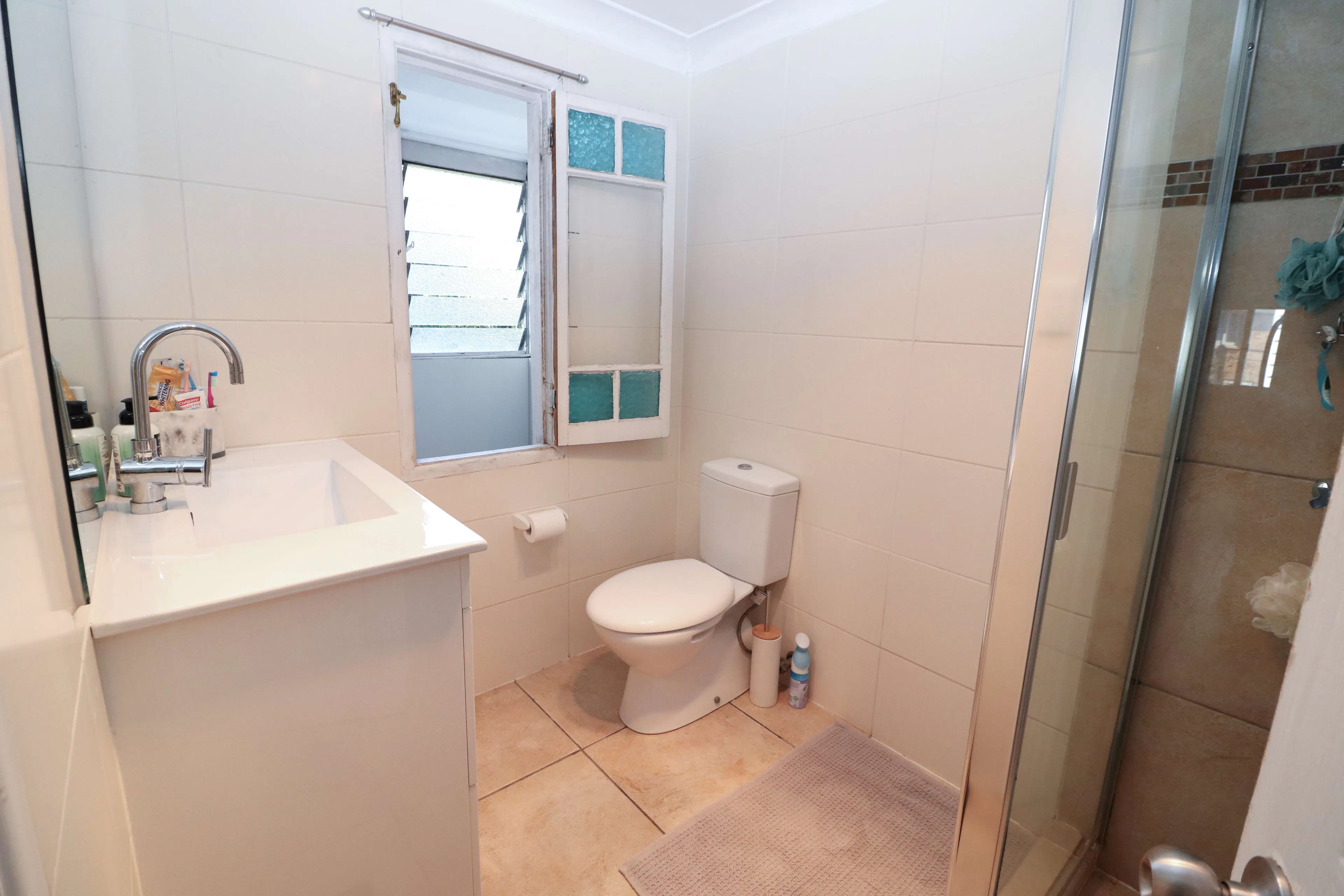 BATHROOM BATHROOM 3