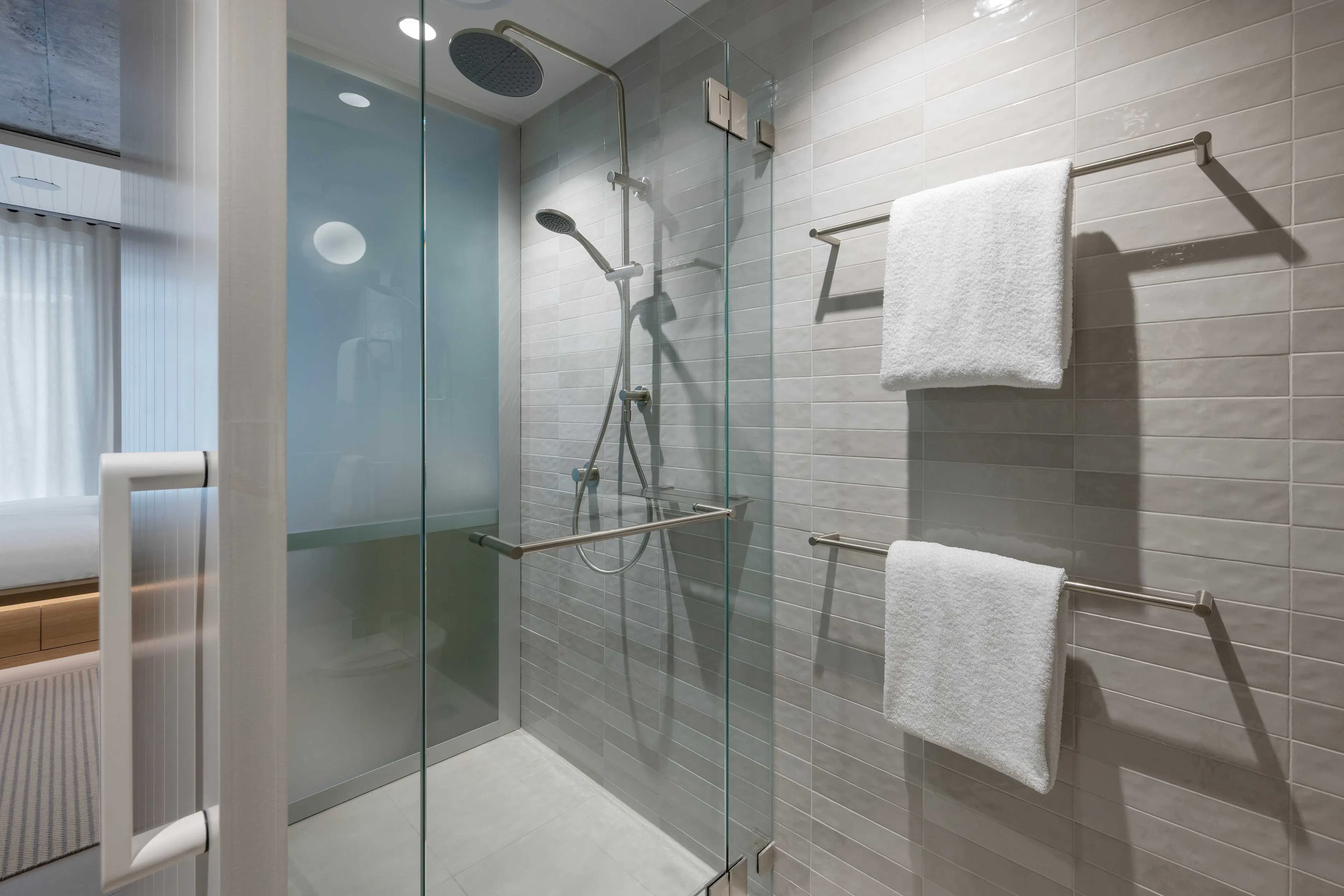One of Kind BATHROOM 2