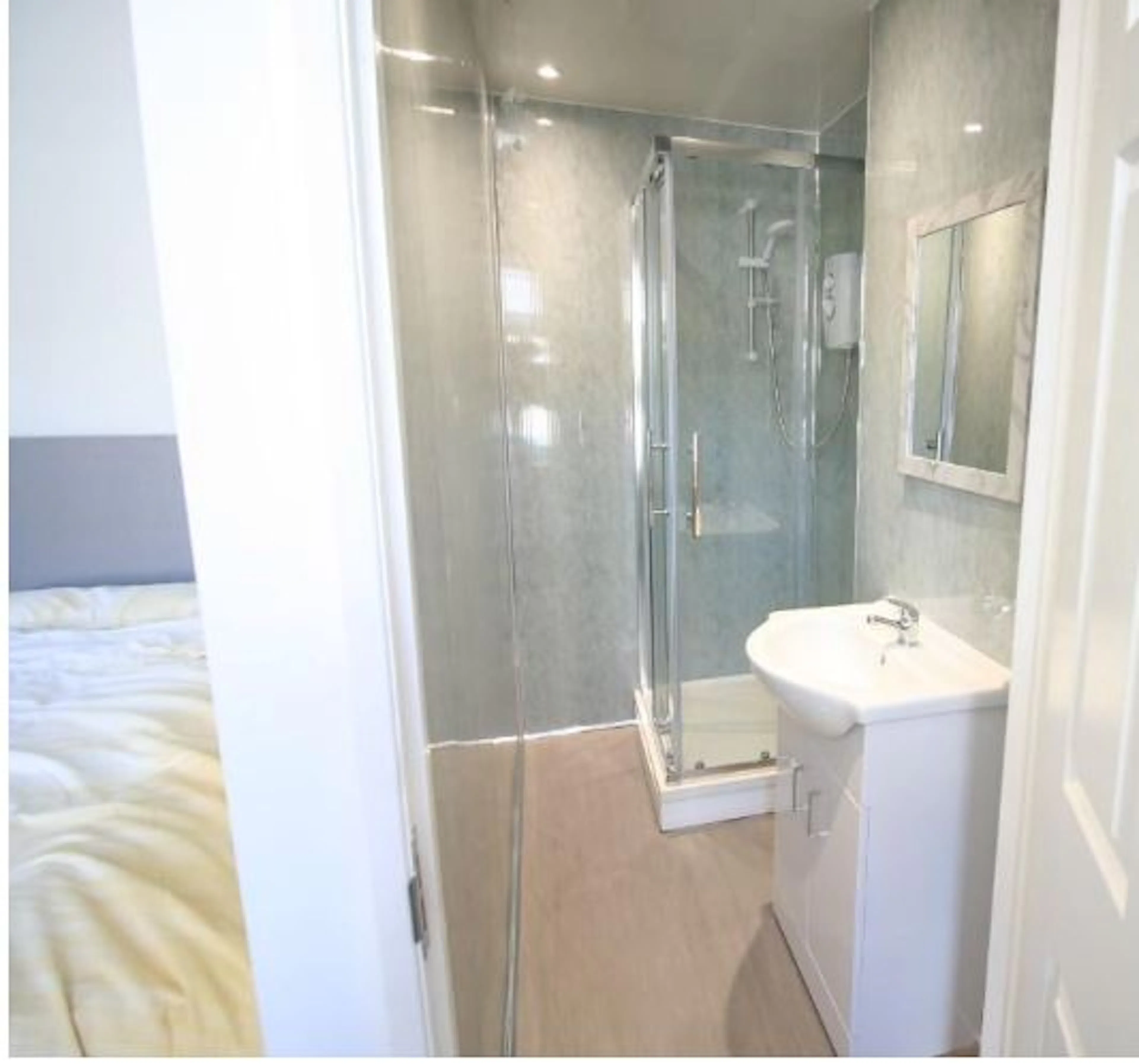 BATHROOM BATHROOM 2