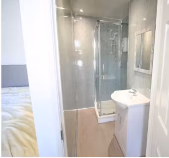 arthur-st-cardiff-BATHROOM