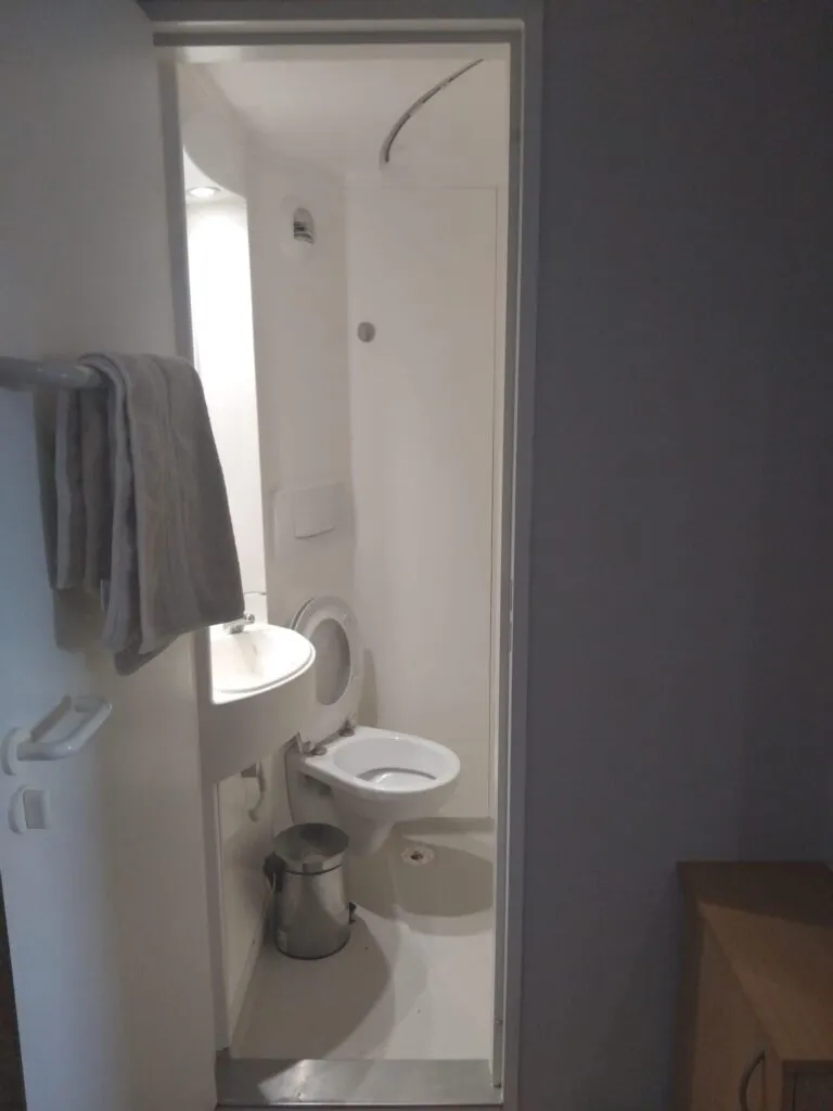 Deluxe Plus Studio (UK Guarantor not required)