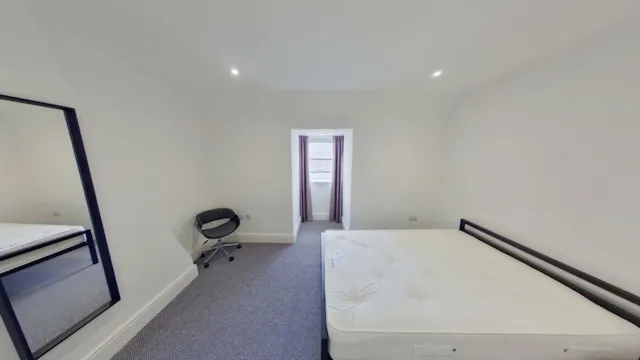 2-bedroom house room image 1