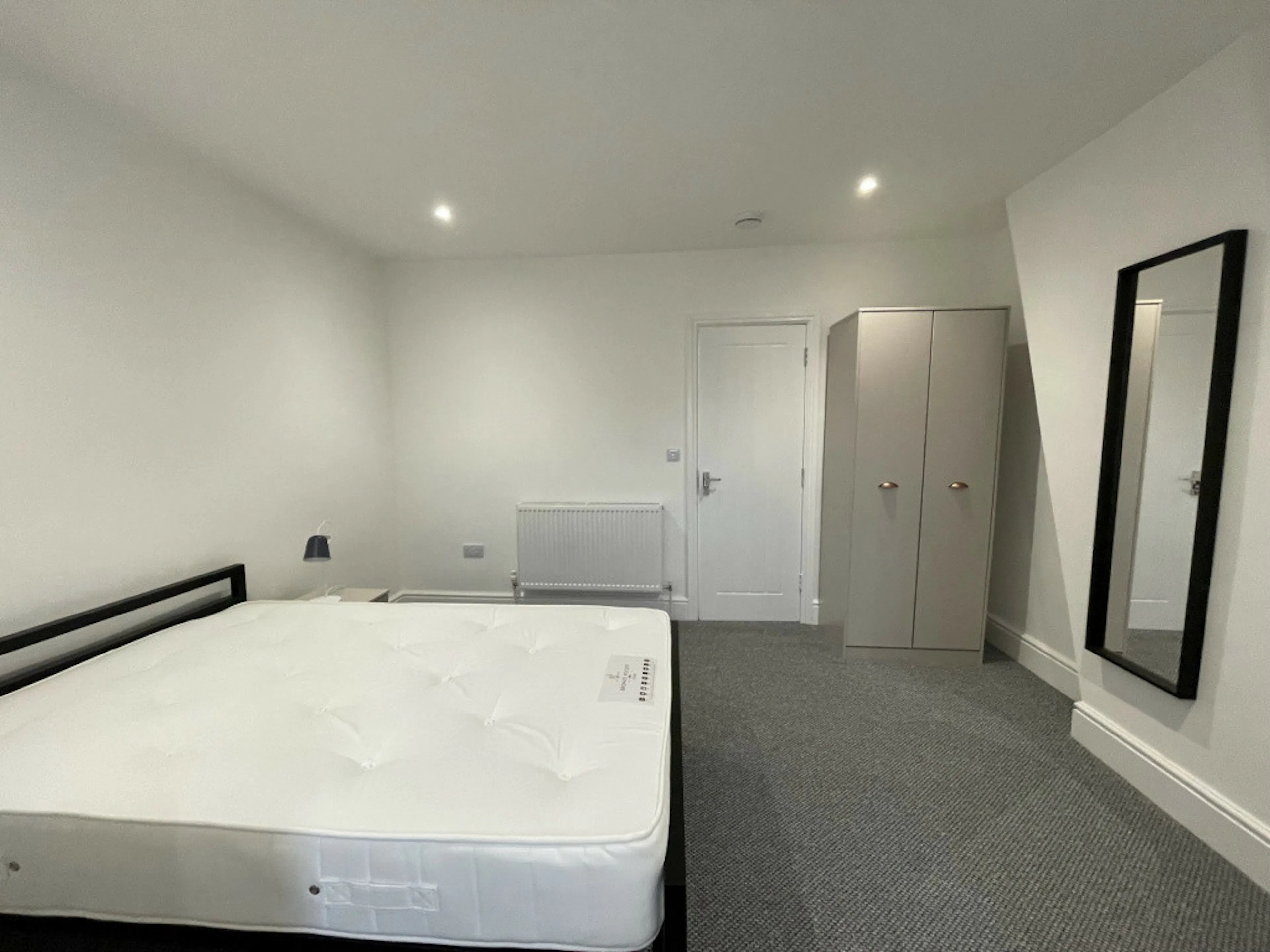 ROOM ROOM 2