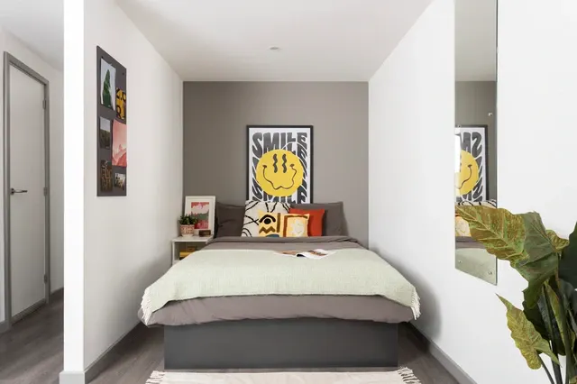 Studio Extra Large Standard Double ROOM 1