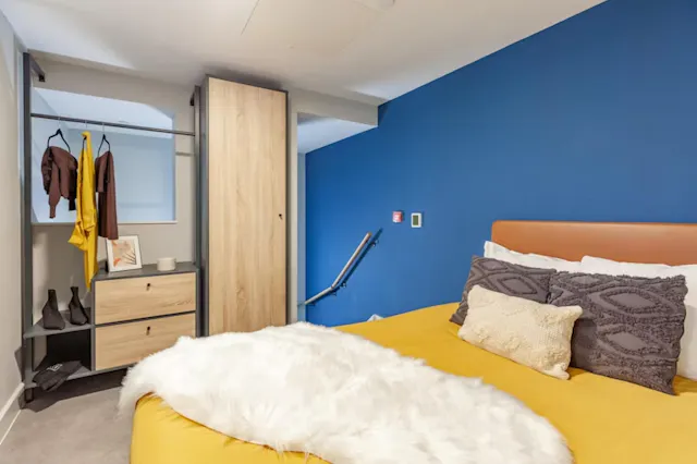 Mezzanine Apartment room image 1