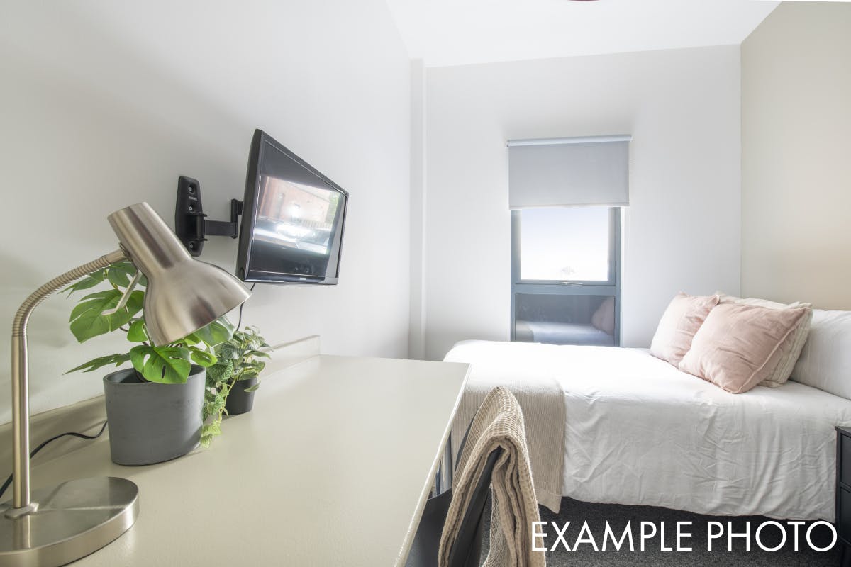 Flat H, The Hosiery Factory-Leicester-ROOM-1