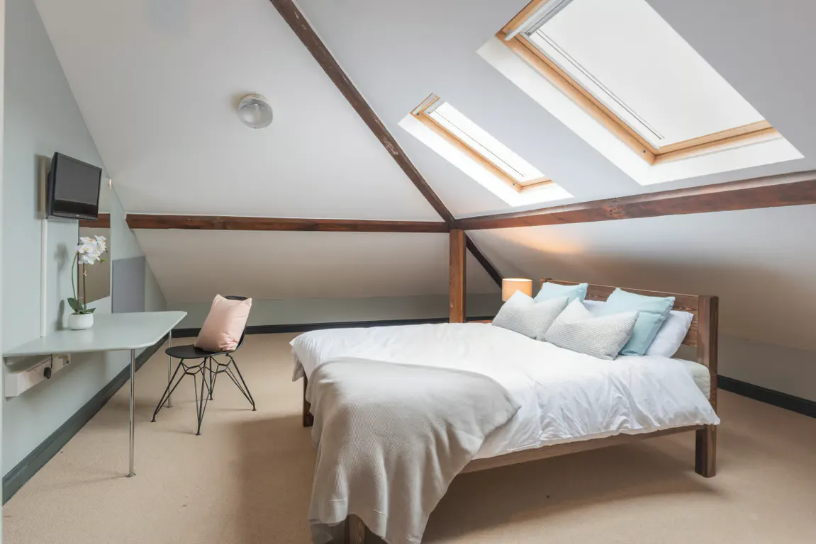 7 Bedroom Apartment ROOM