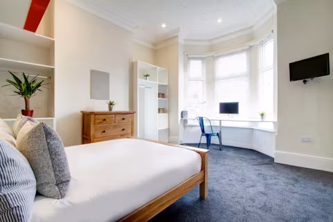 131-hyde-park-road-leeds-ROOM