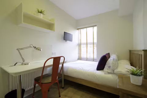 13-hessle-terrace-leeds-ROOM