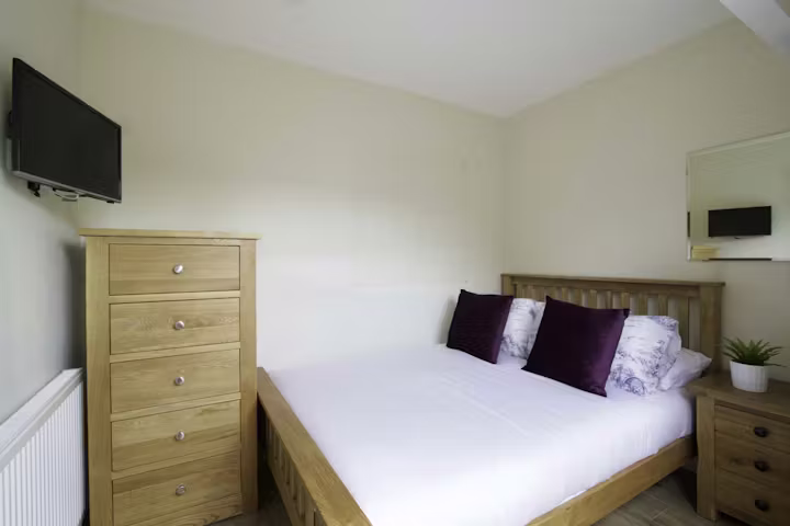 13-hessle-terrace-leeds-ROOM-1