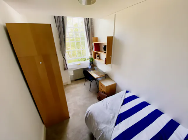 Classic Bedroom UK Guarantor Not Required room image 1