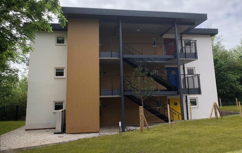 BUILDING