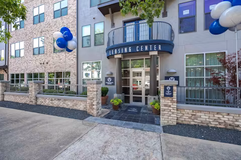 villas-on-guadalupe-austin-BUILDING