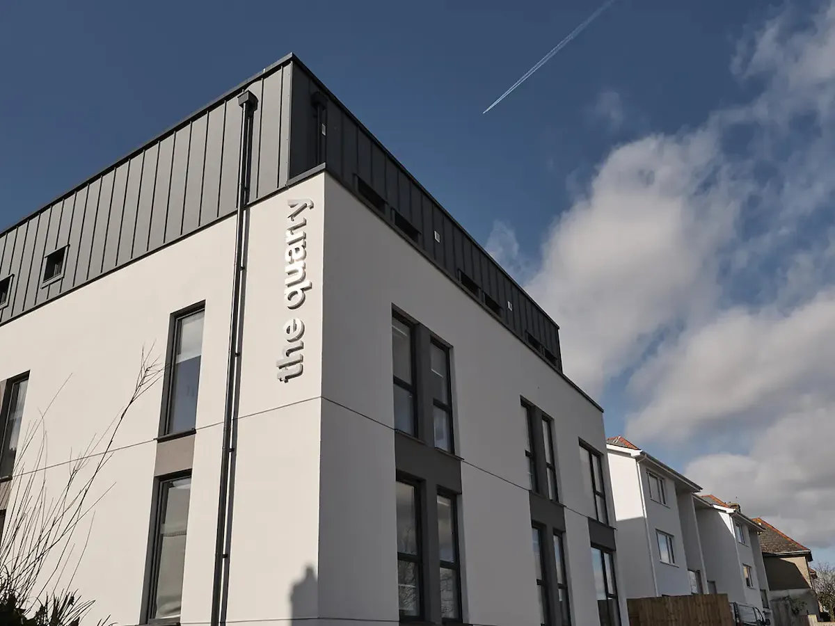 BUILDING BUILDING