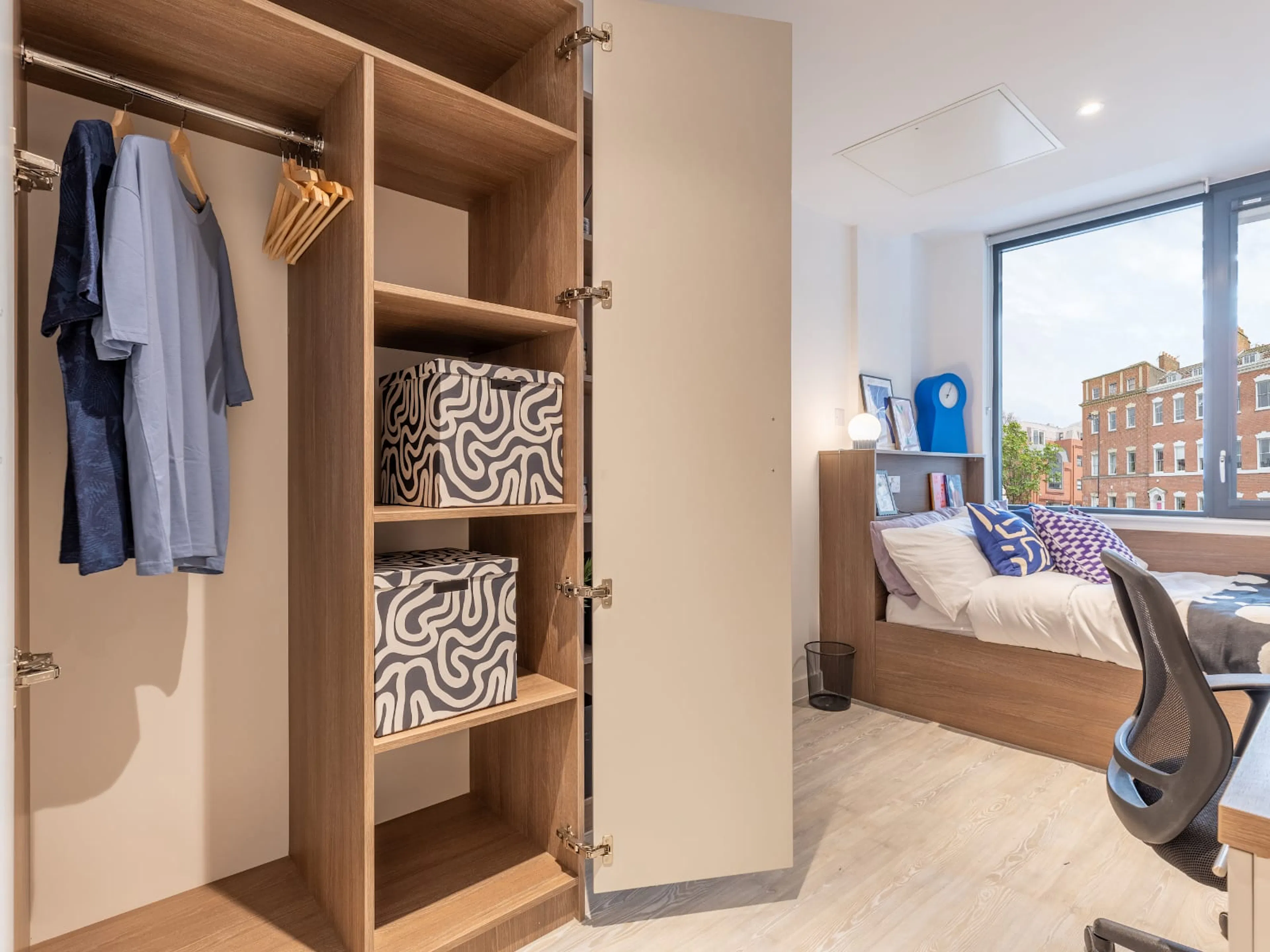 Bronze En-Suite ROOM 1