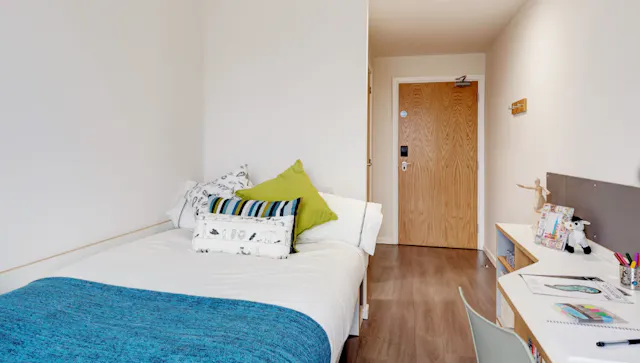 Bronze En-Suite room image 1