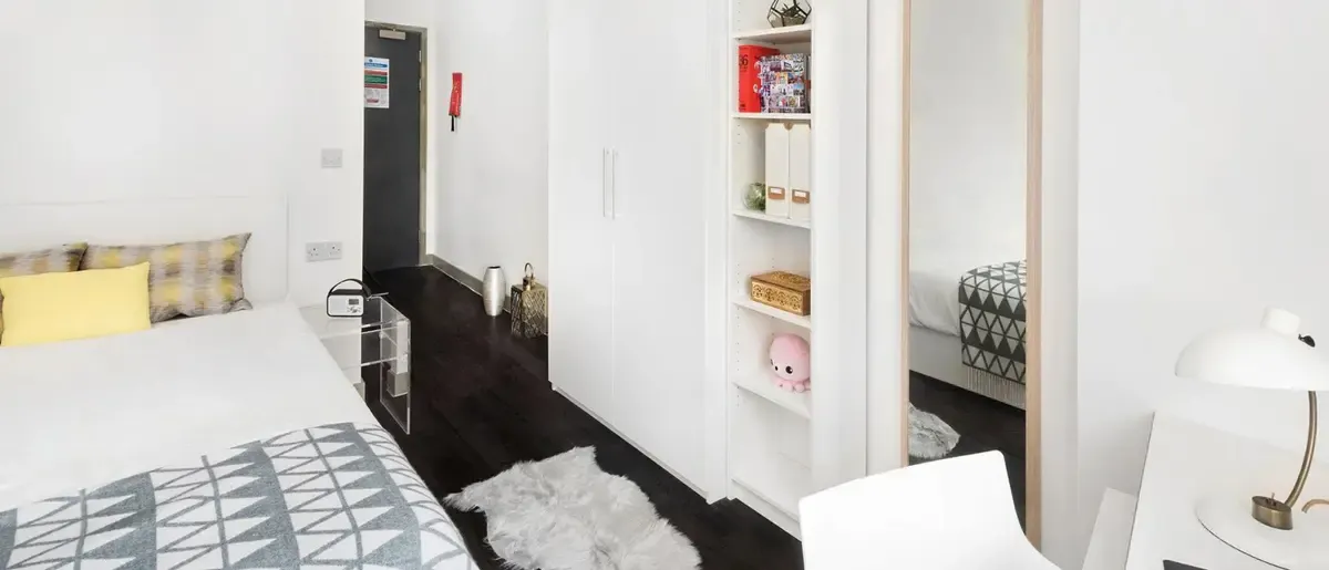 Bronze Studio Penthouse Premium View