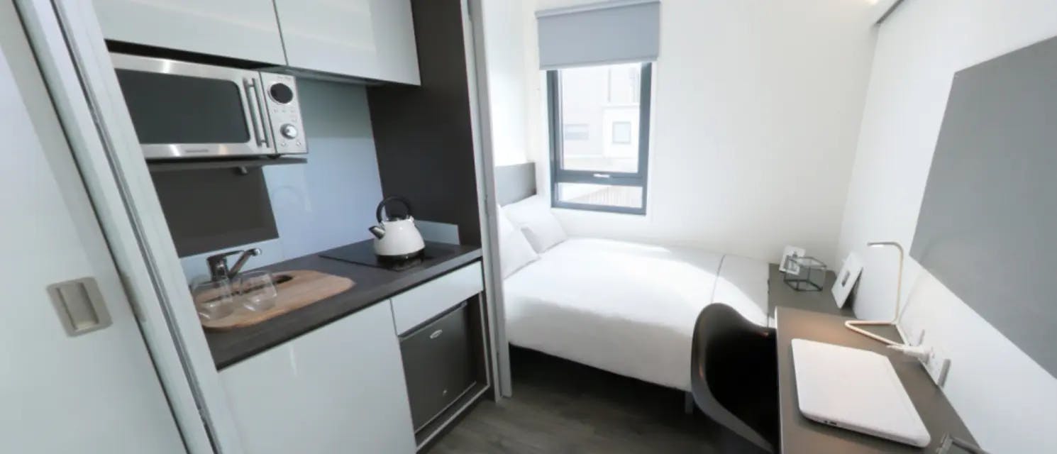 Bronze Studio Mid Level