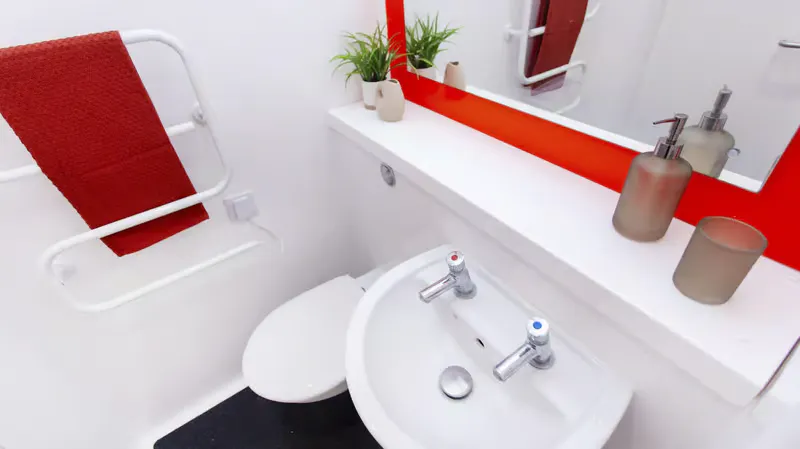 Studio Apartments BATHROOM 1