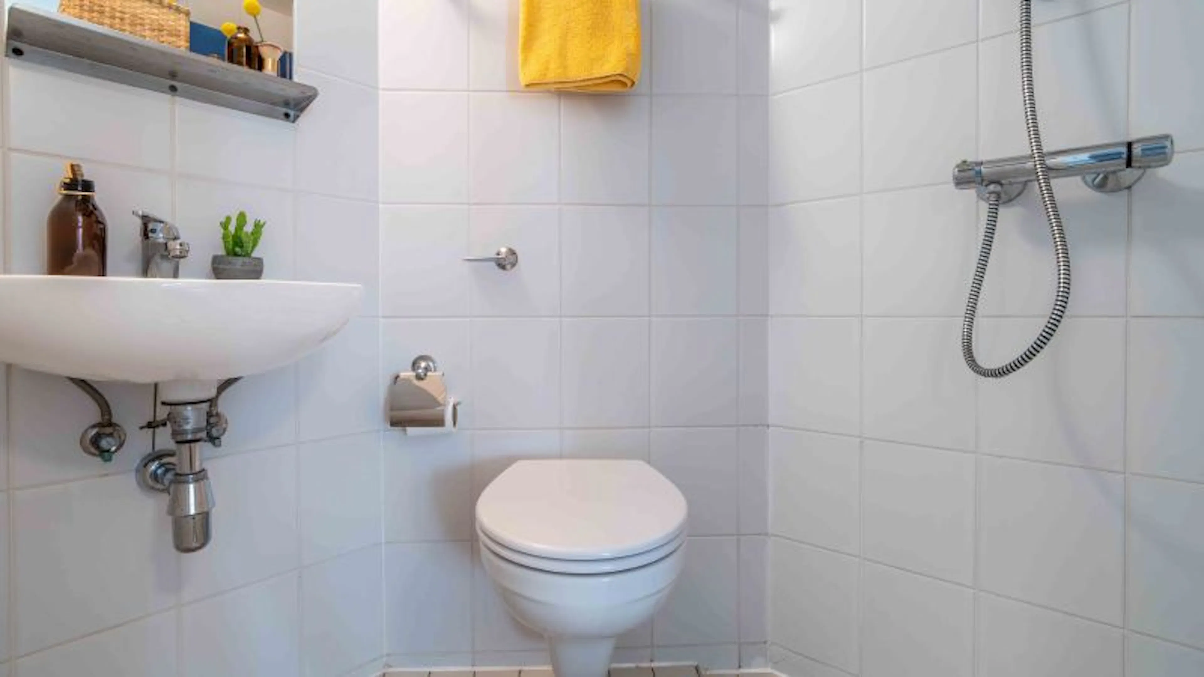 Copper En Suite BATHROOM 4