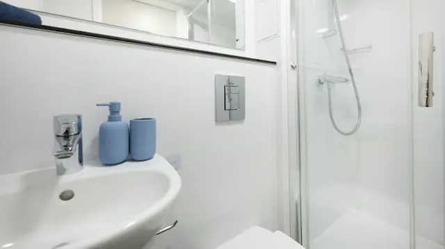 Superior Ensuite room image 4