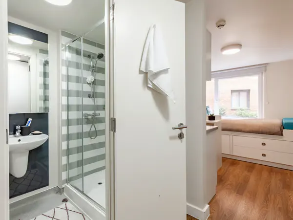 Studio Plus Ground Floor