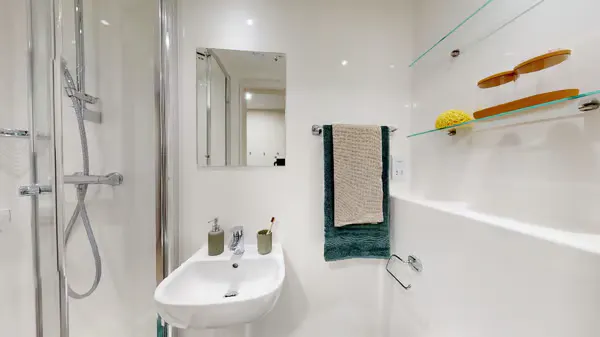 2 Bedroom Apartment
