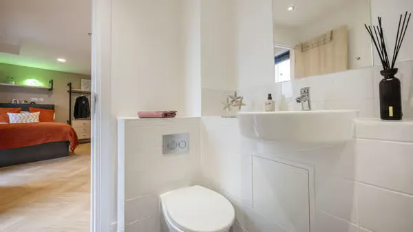 Platinum Ensuite