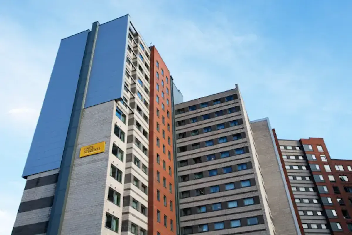 BUILDING BUILDING