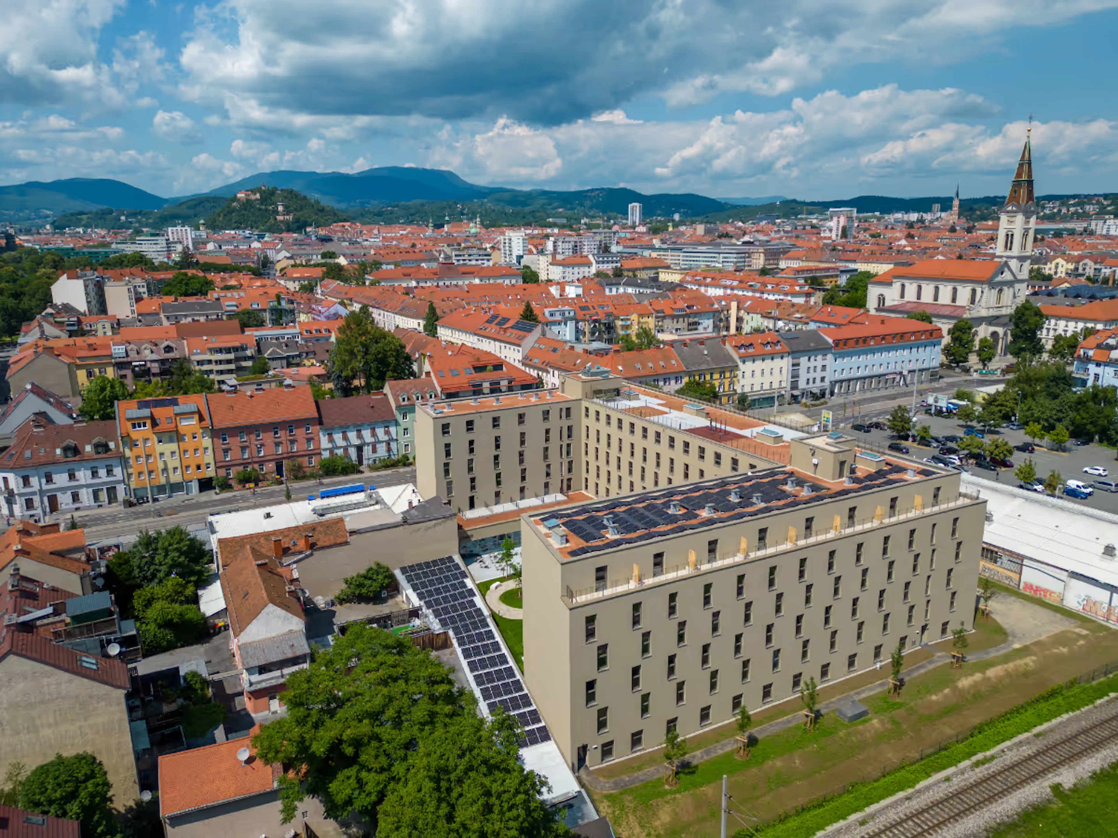 Lumya Graz