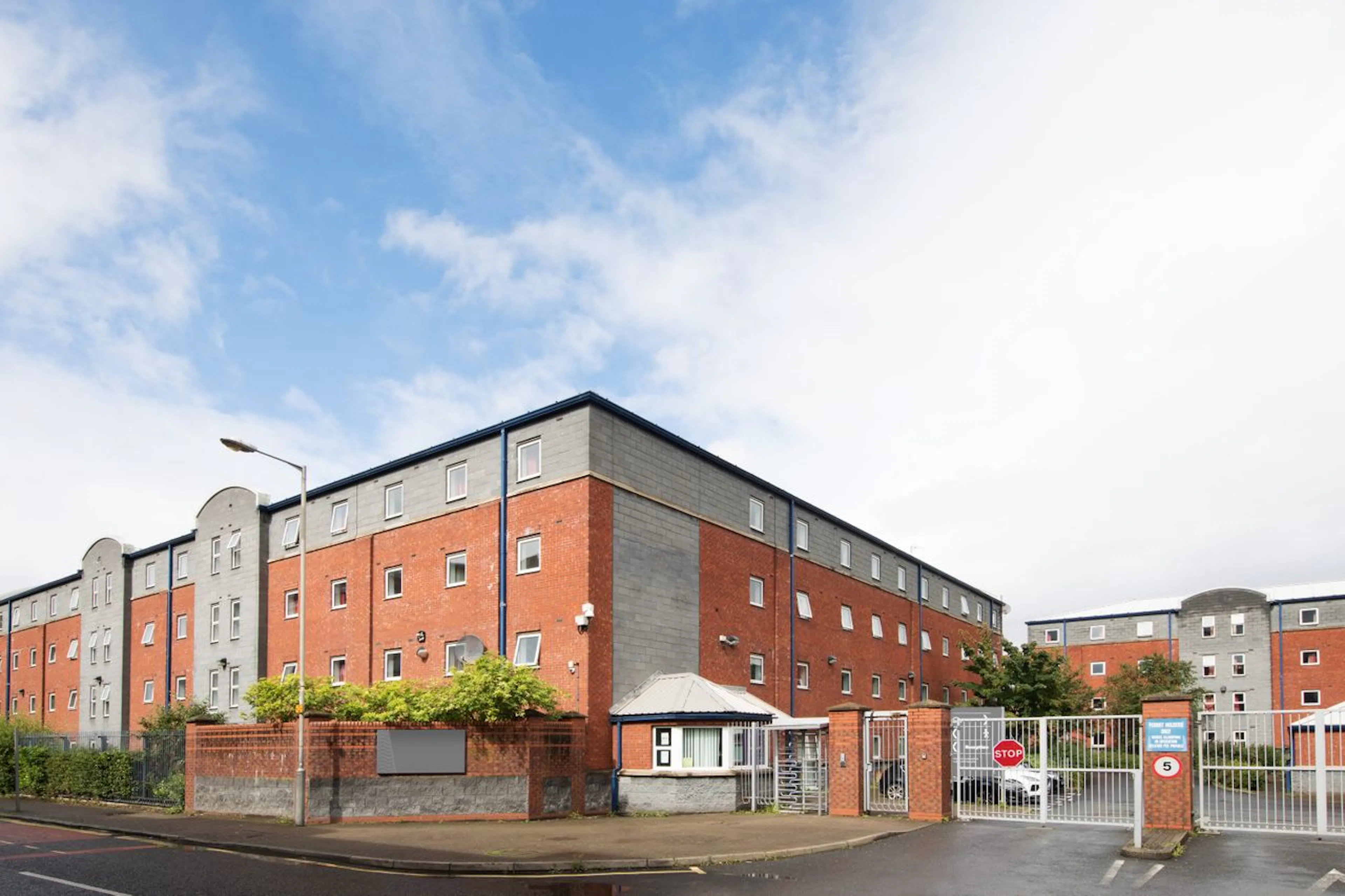 BUILDING BUILDING 4