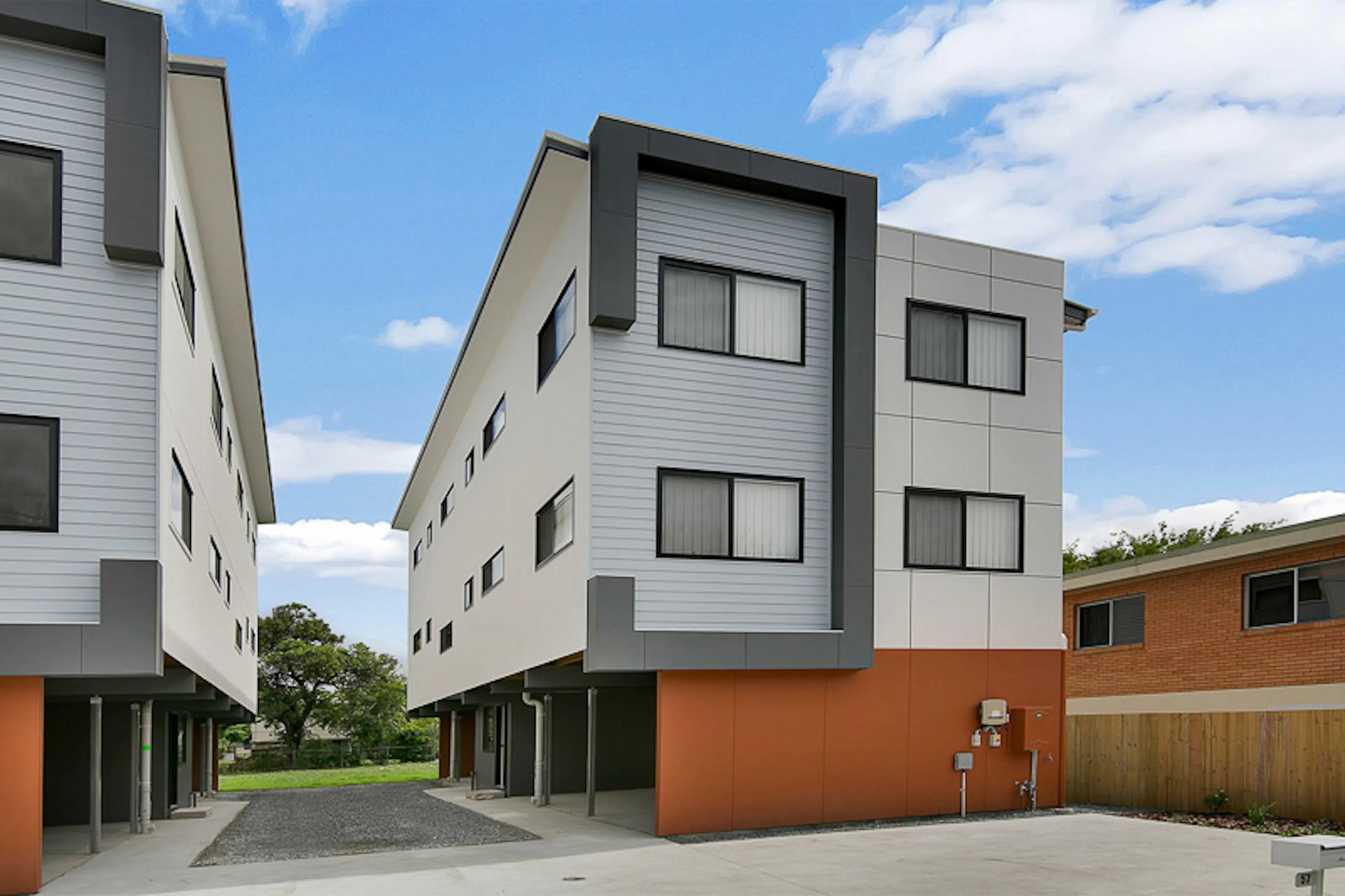 BUILDING BUILDING 4