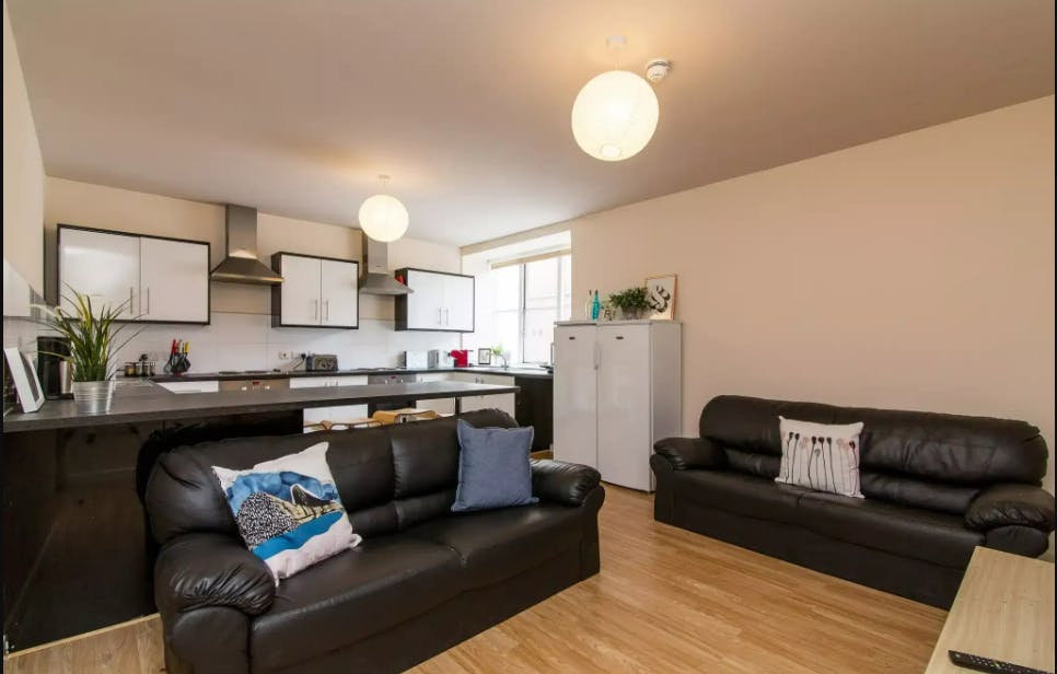 Silver Non Ensuite