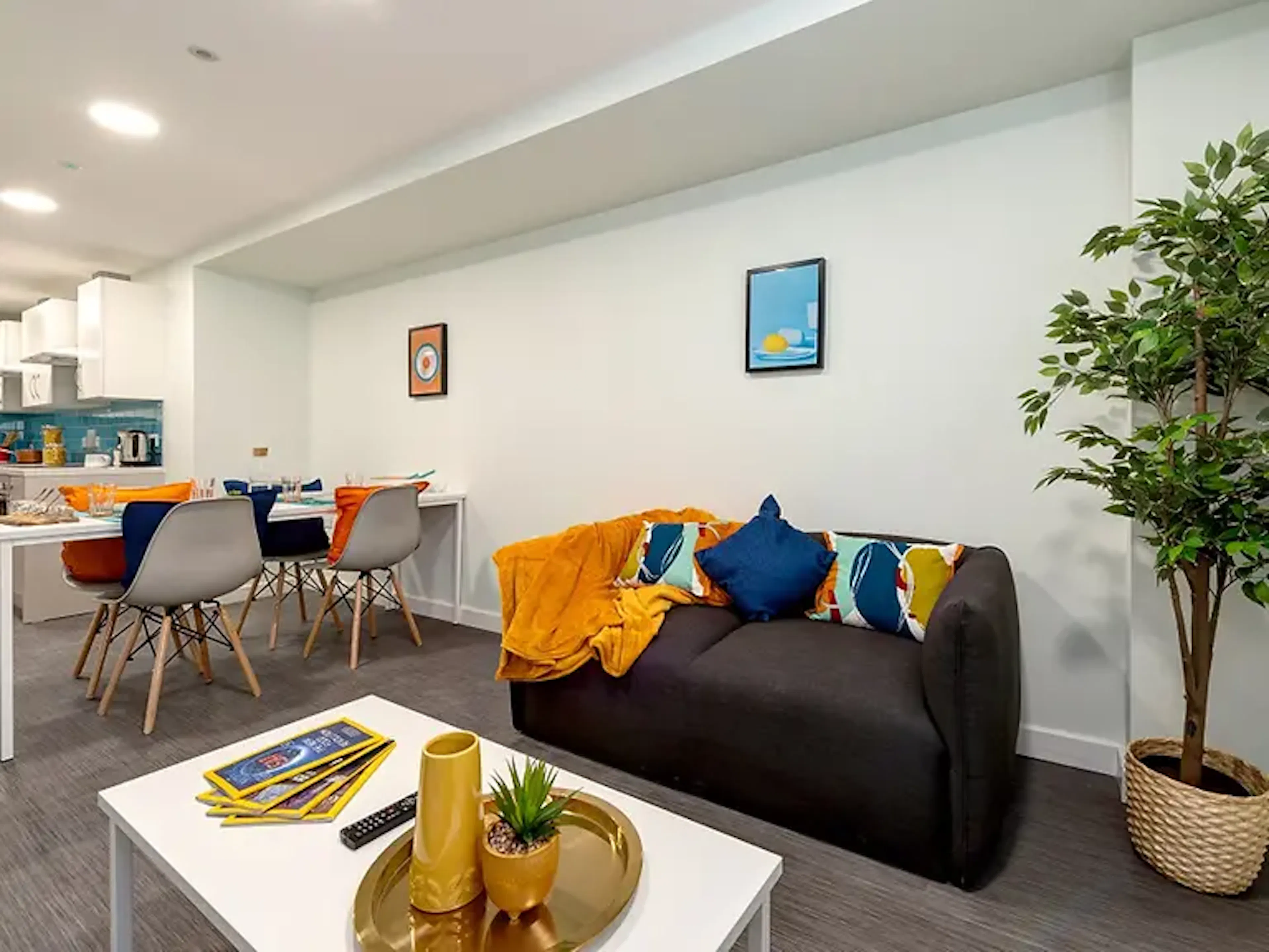 7 Bed Standard En-suite (Restricted View) COMMON_AREA 2