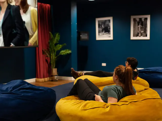 Platinum Studio room image 1