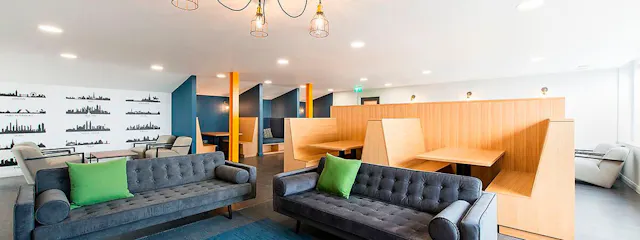Premium En Suite room image 1