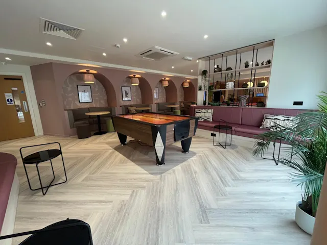 Silver En-Suite room image 1