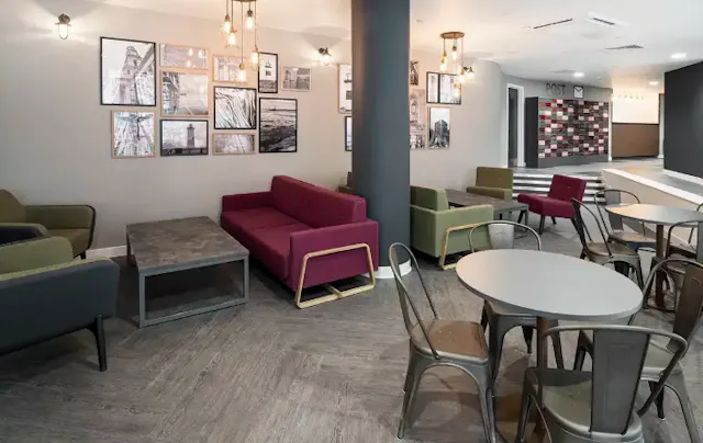 Premium Studio room image 1