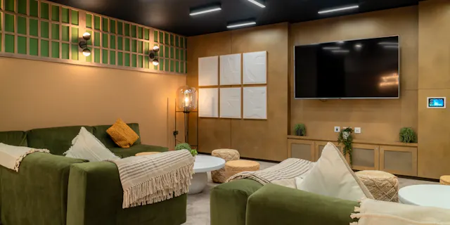 2 Bed Apartment Penthouse room image 1