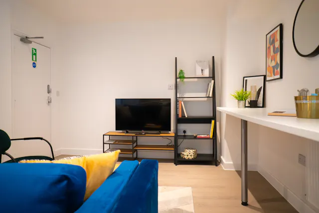 1 Bedroom Apartment room image 1