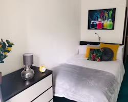 nebula-sheffield-Classic Ensuite