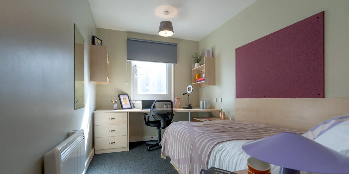 Bronze Ensuite Lower Level ROOM