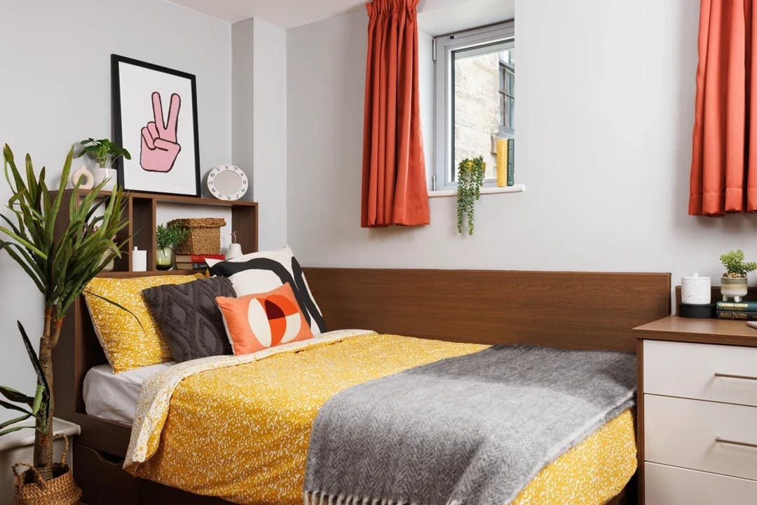 Ensuite Large Standard Double