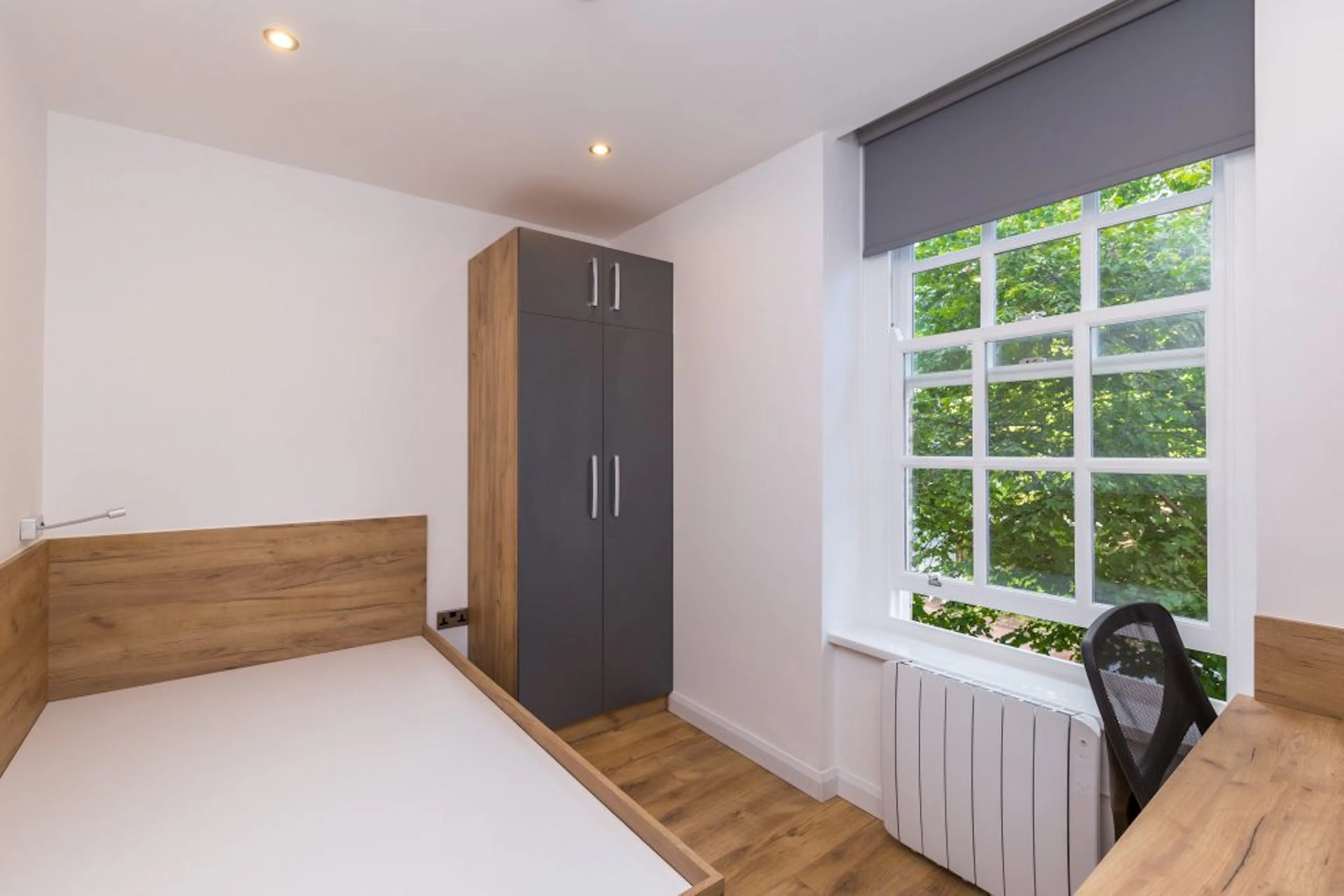 ROOM ROOM 4