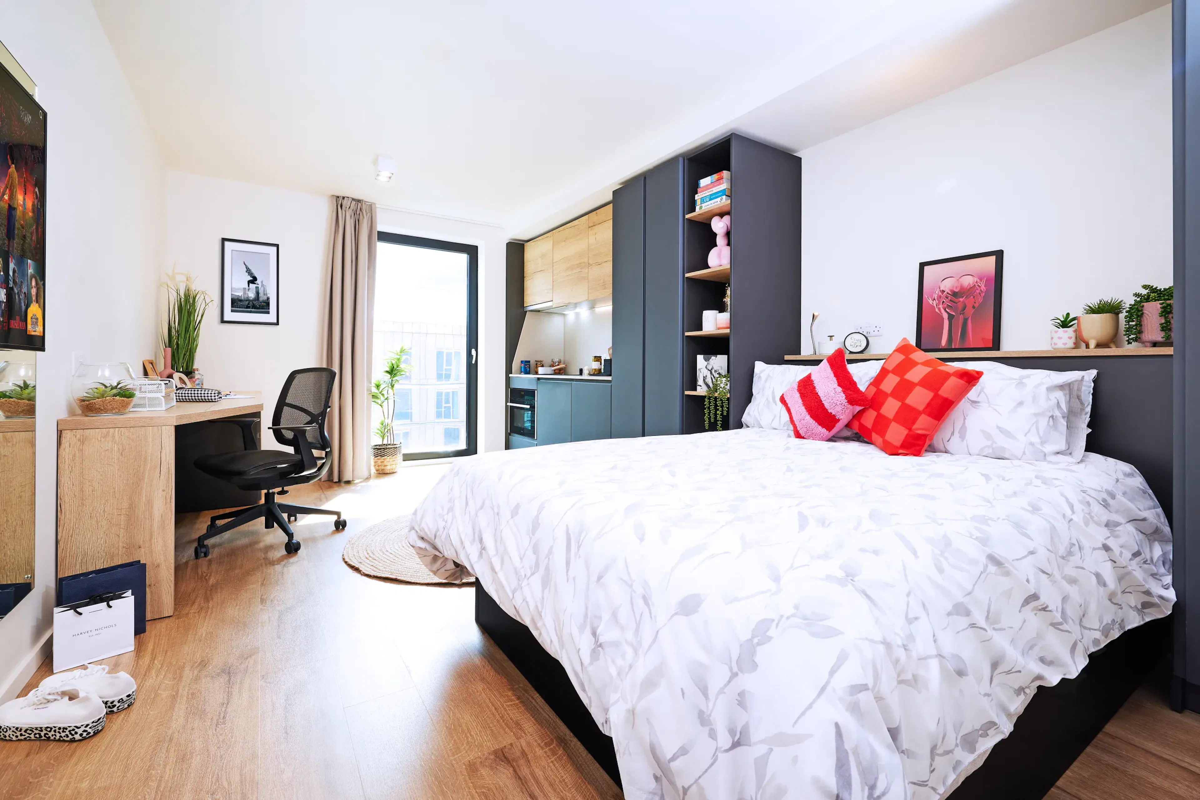 Classic Plus ROOM 4