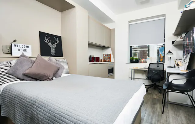 Classic room image 1